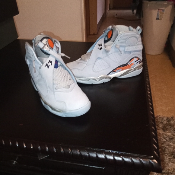 Ice blue Jordan retro 8 - Picture 2 of 3